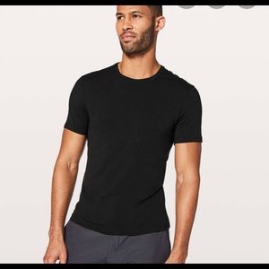 Lululemon 5 Year Basic Tee medium